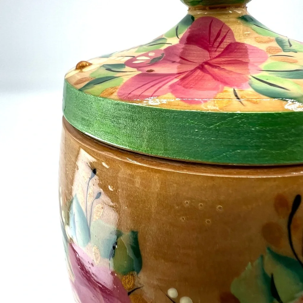 Vintage Wooden Jar Lid Hand Painted Flowers Lathe Turned Lacquered - Picture 4 of 10